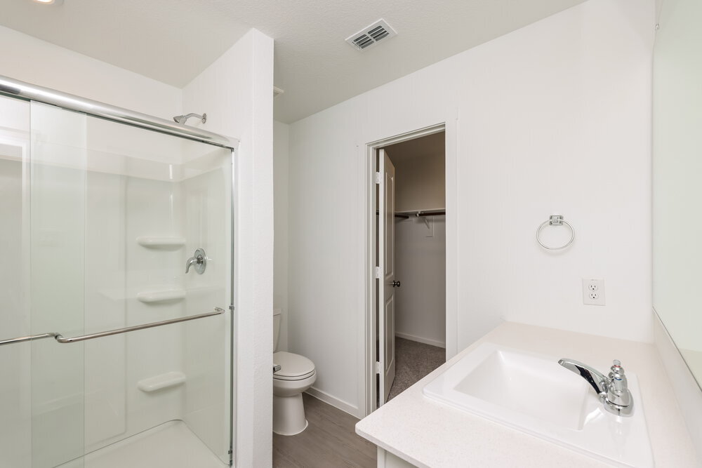 Building Photo - 1235 Maple St