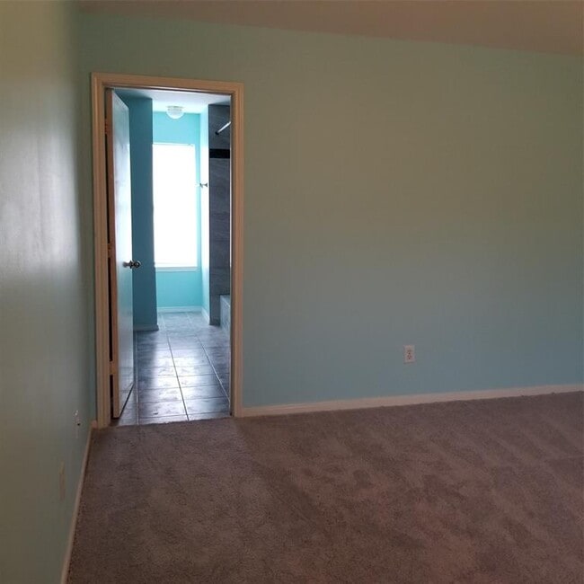 Building Photo - 6206 Verde Valley Dr