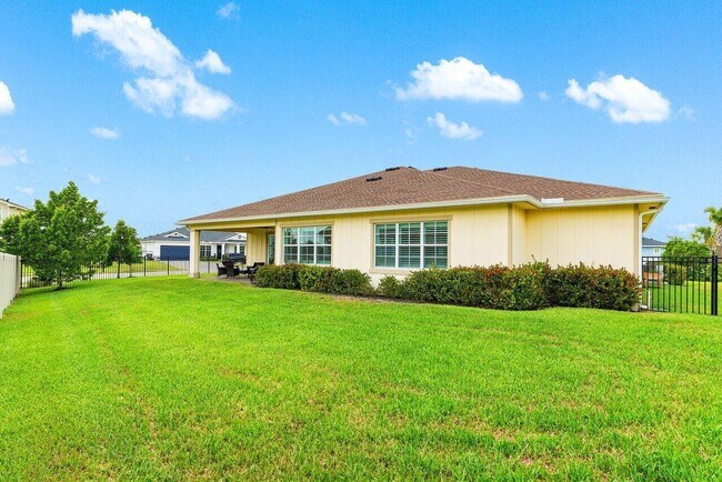 Building Photo - 962 Castaway Ct