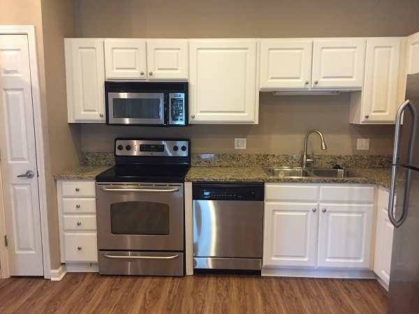 Building Photo - 9768 Leyland Dr