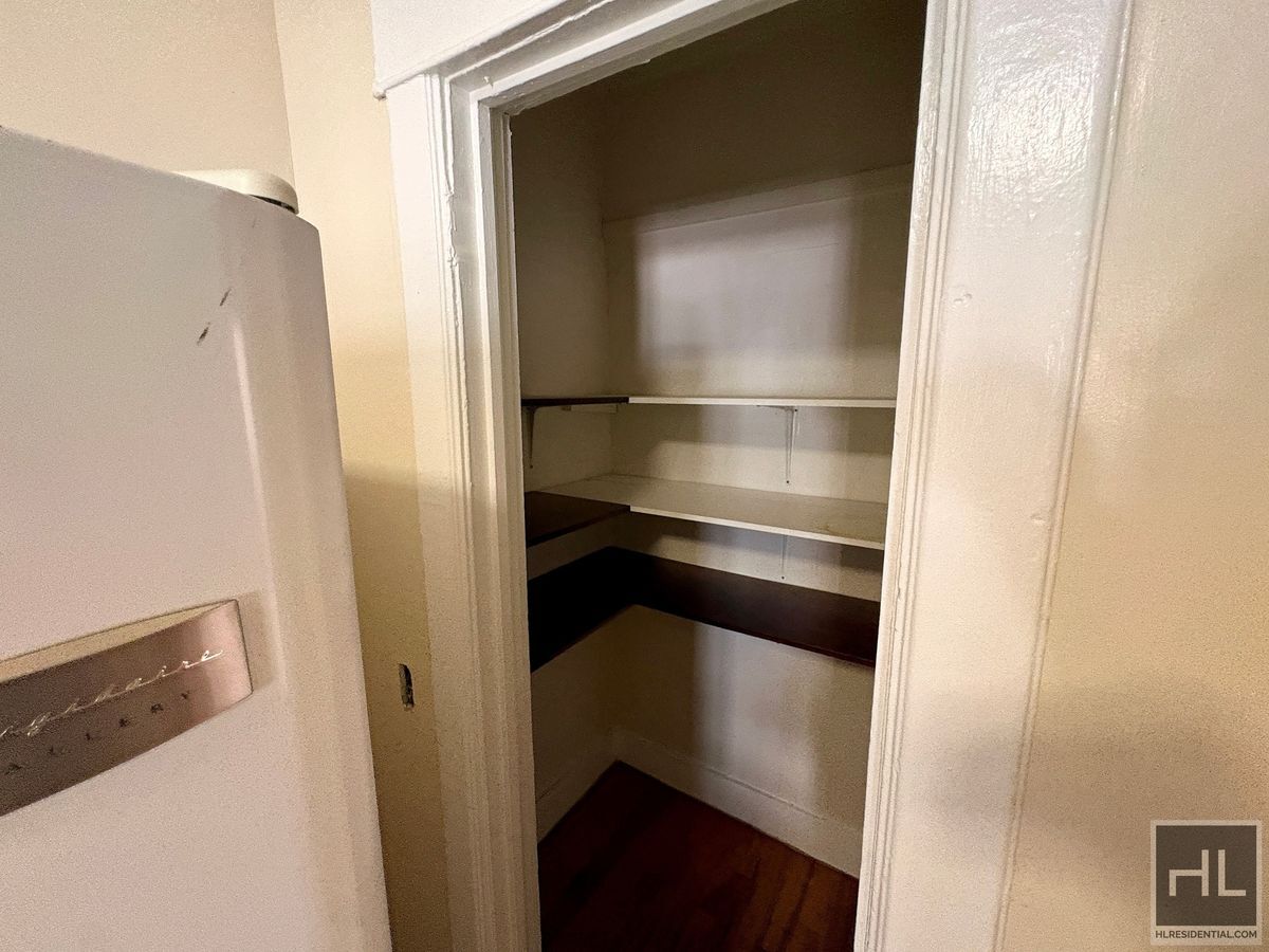 Building Photo - McLean avenue, Yonkers