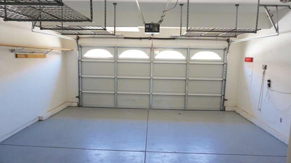 Building Photo - 11855 Birch Grove Ln