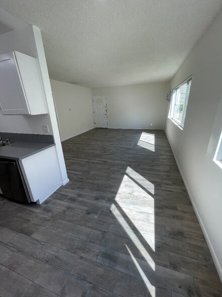 Building Photo - 1333 9th St