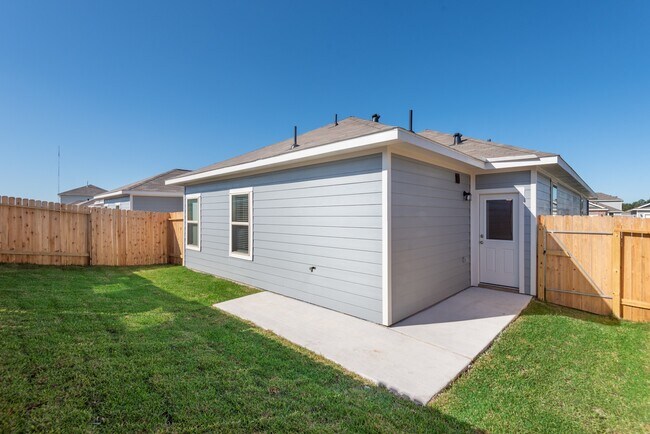 Building Photo - 25719 Northpark Palm Dr
