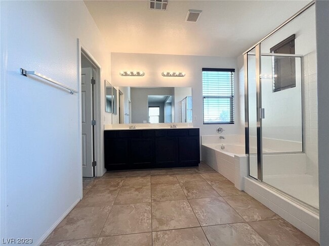 Building Photo - 8520 Orly Ave
