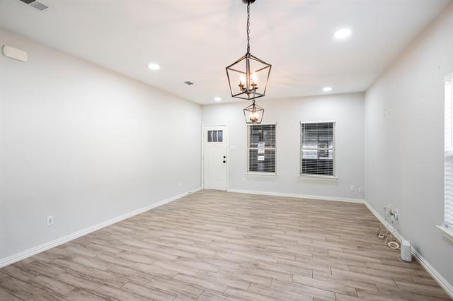 Building Photo - 3505 Wood Oak Dr