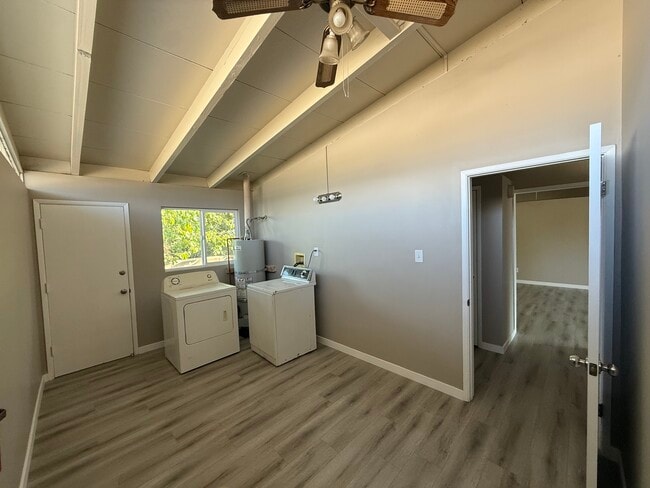 Building Photo - 4250 Kansas Ave