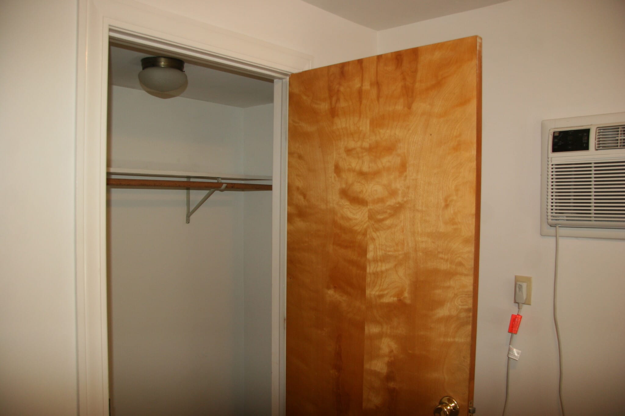 Building Photo - 121 W Stadium Ave