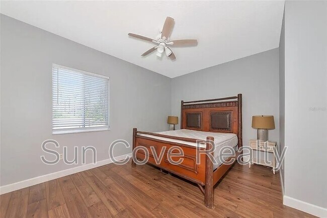 Building Photo - 6407 213th St E