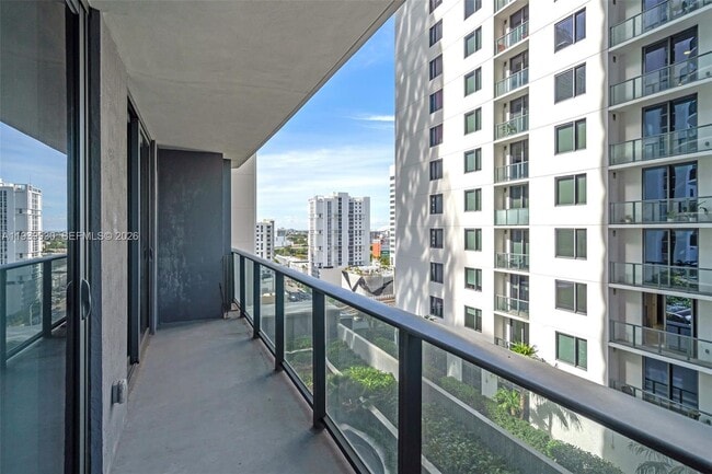 Building Photo - 55 SW 9th St