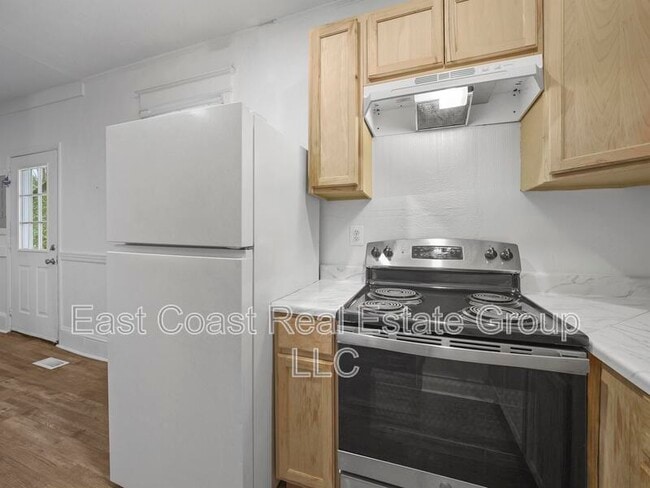 Building Photo - 157 N Conococheague St