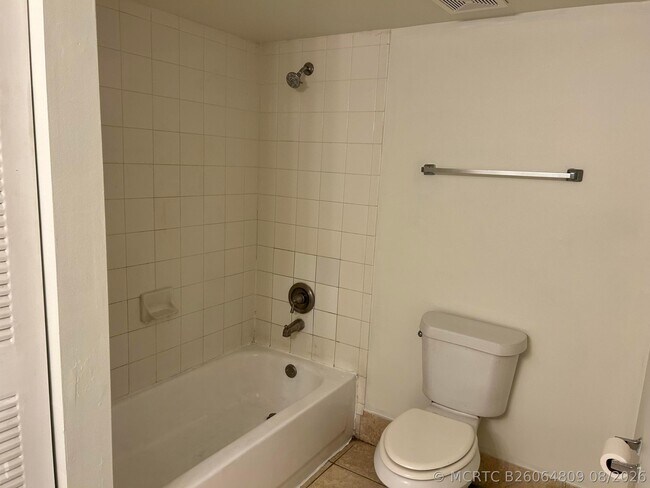 Building Photo - 7872 Sonoma Springs Cir