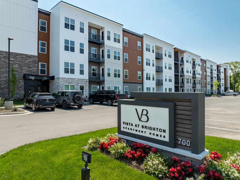 Building - Vista at Brighton