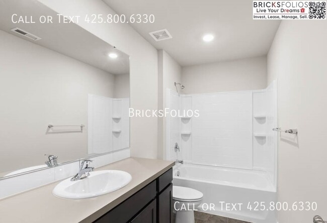 Building Photo - 18726 Lipoma Pl E