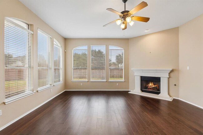 Building Photo - 3400 Trickling Springs Way