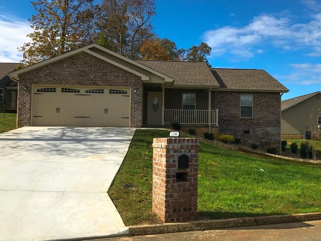 Primary Photo - 2240 Murphys Chapel Dr