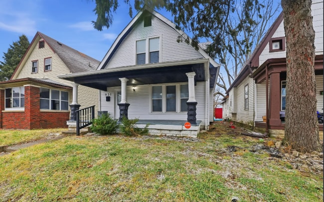 Building Photo - Large 2 Bedroom Home