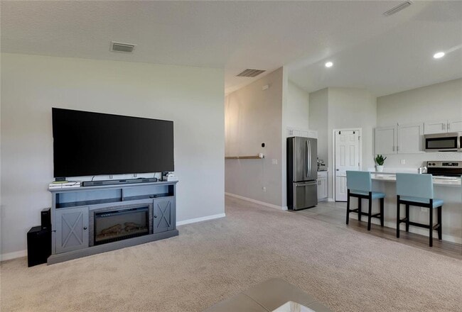 Building Photo - 12696 Tannencrest Dr