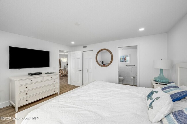 Building Photo - 1465 Jimmy Buffett Mem Hwy