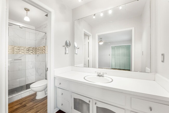 Building Photo - 8418 Knights Bridge Rd