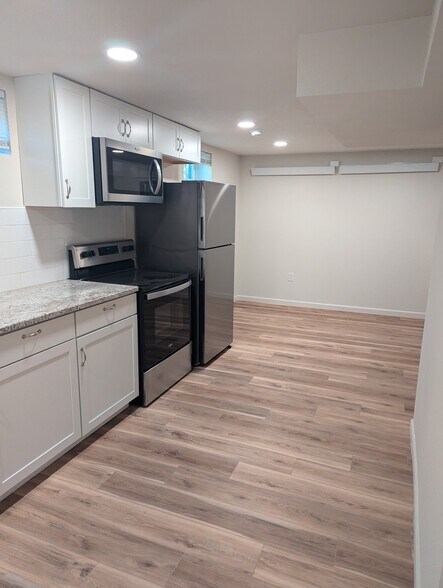 Building Photo - 2714 Snyder Ave