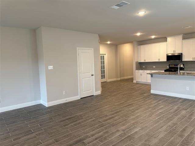 Building Photo - 3504 Lillian Ct