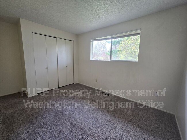 Building Photo - 3366 Cherrywood Ave