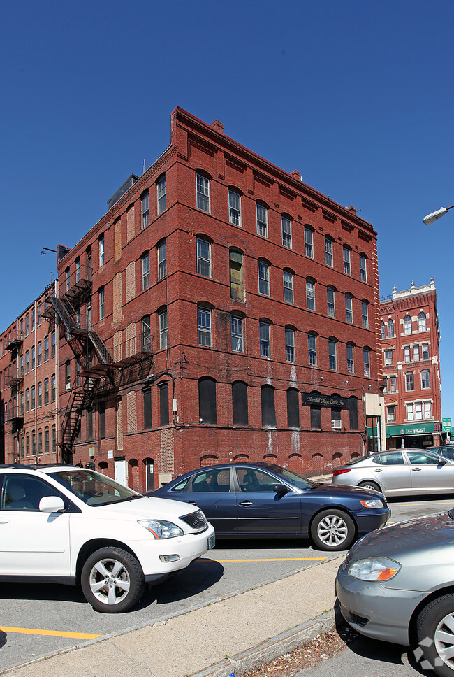 Building Photo - Haverhill Smart Lofts