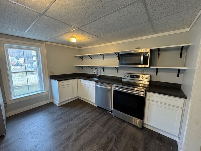 Interior Photo - 11 Park Street