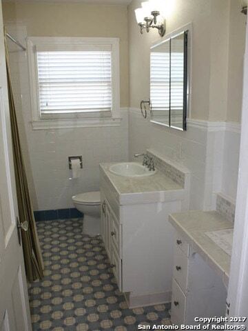 Building Photo - 149 E Terra Alta Dr