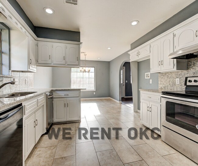 Building Photo - 11308 Bel Air Pl