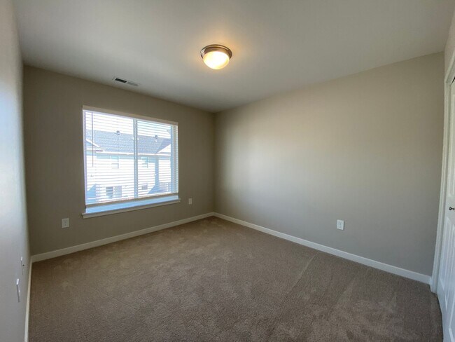 Building Photo - $2,350 | 3 Bedroom, 2.5 Bathroom Town Home...