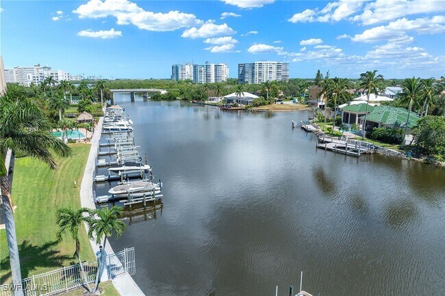 Building Photo - 10686 Gulf Shore Dr