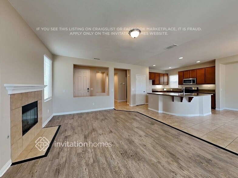 Building Photo - 1387 Valley Rose Way