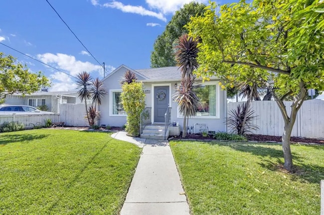 Primary Photo - 15158 Domino St