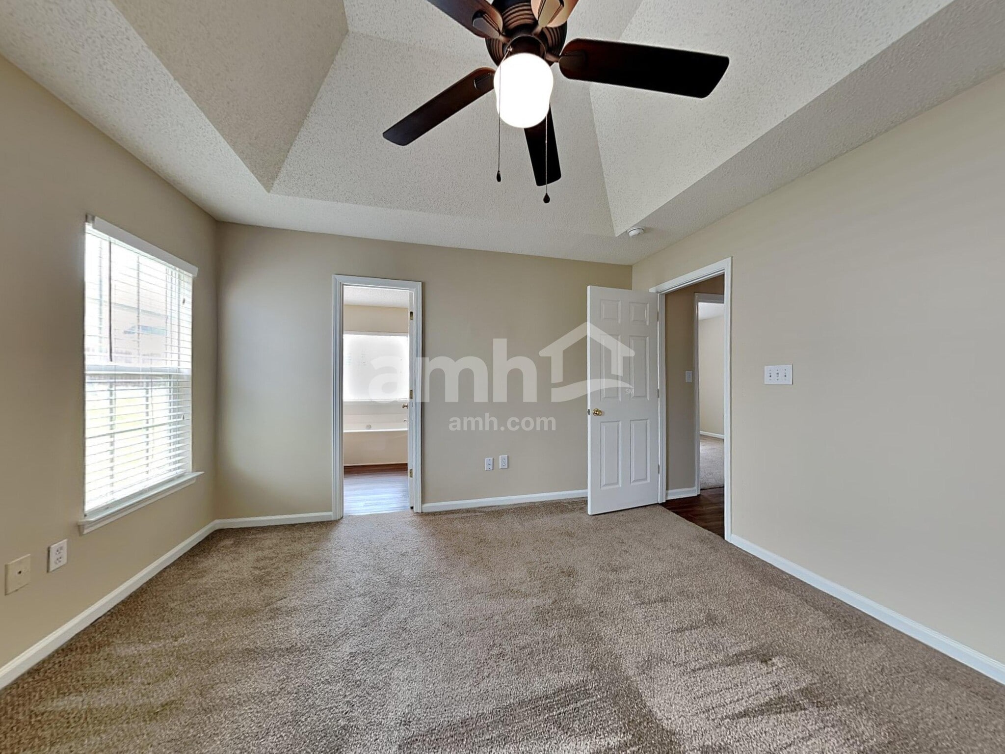 Building Photo - 3635 Chepstow Ct