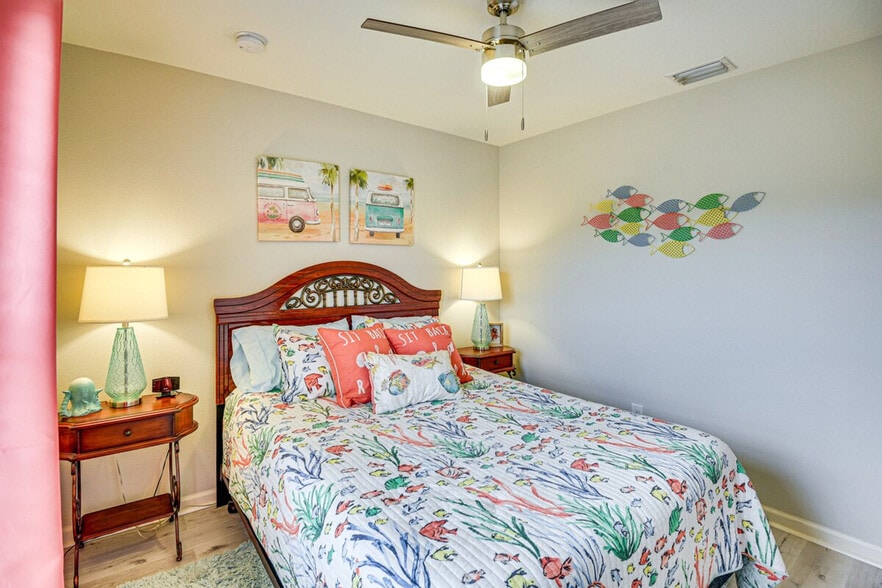 Building Photo - 123 Pergola Pl