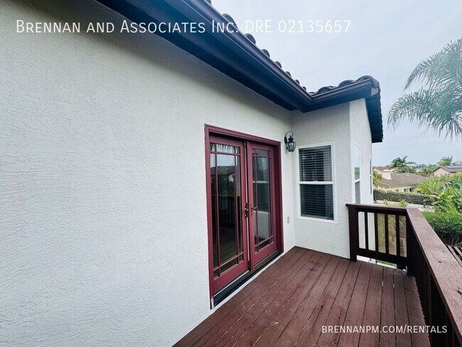 Building Photo - 835 Calle Lagasca