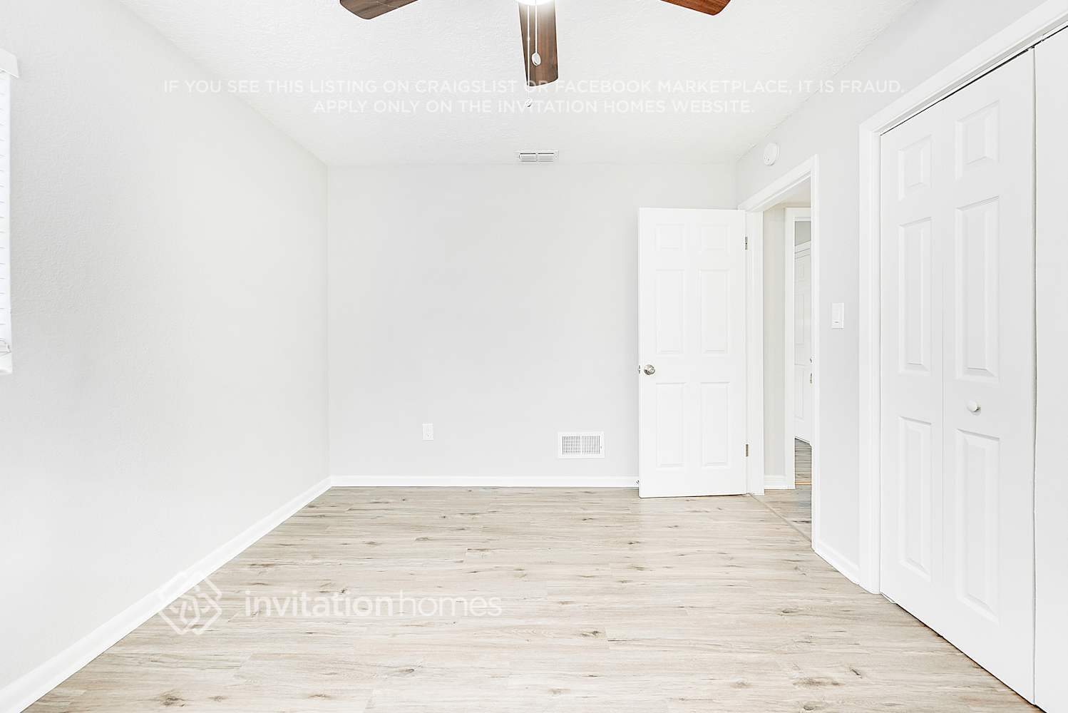 Building Photo - 5506 Perrine Dr