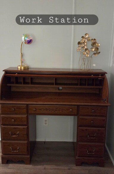 Building Photo - 15580 Royal Coach Cir