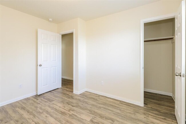 Building Photo - 21139 Normand Meadows Ln