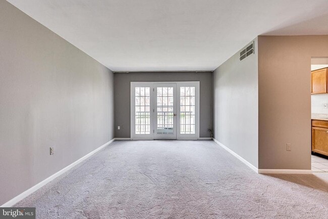 Building Photo - 9479 Fairfax Blvd