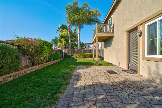 Building Photo - Luxury Arrowood Home for Rent – Available July 6th