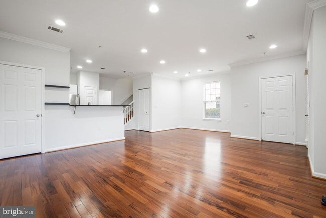 Building Photo - 11325 Aristotle Dr