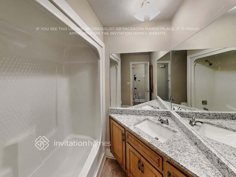 Building Photo - 1694 Webb Gin House Rd