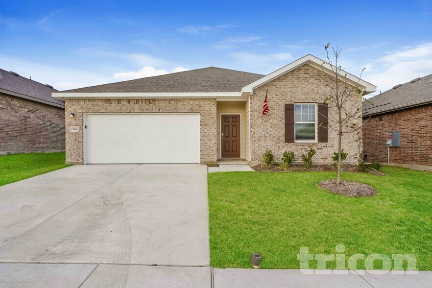 Primary Photo - 12645 Big Rnch Rd