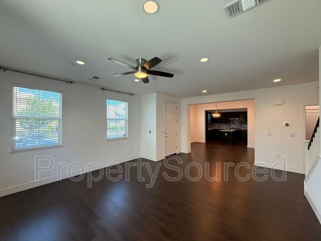 Building Photo - 288 Hopkins Ct