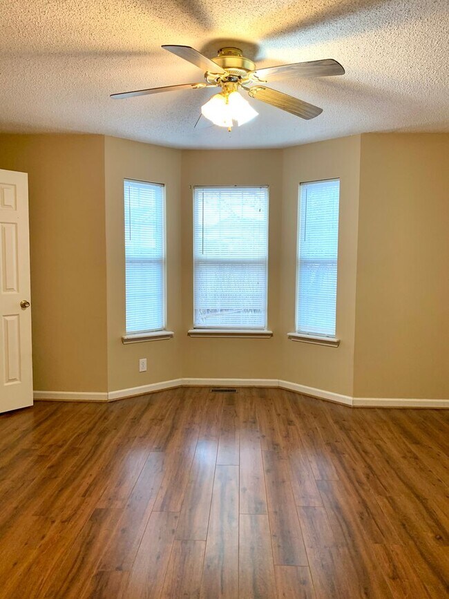 Building Photo - 106 Bowers Ct