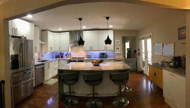 Kitchen - 809 Braselton Hwy