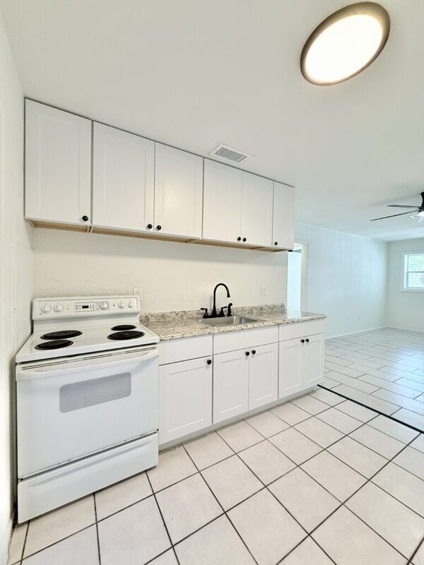 Building Photo - 603 64th Ave W